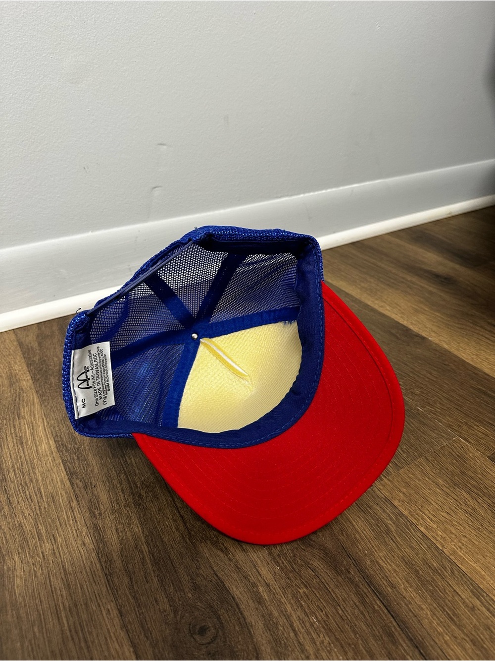 Vintage 1984 McDonalds Olympic Eagle Trucker Hat - Picture 3 of 3